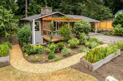15835 197th Pl NE, Woodinville, WA 98077