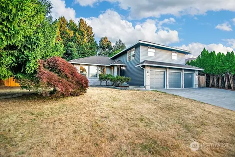 2811 NE 164th St, Ridgefield, WA 98642