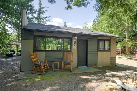 61 E Wynoochee Dr, Hoodsport, WA 98548