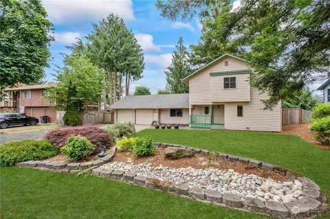 22029 SE 269th St, Maple Valley, WA 98038