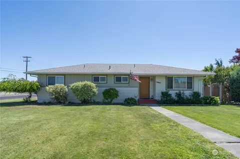 1356 E Pine St, Othello, WA 99344 photo 3