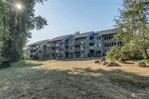 3700 Alabama St #214, Bellingham, WA 98229