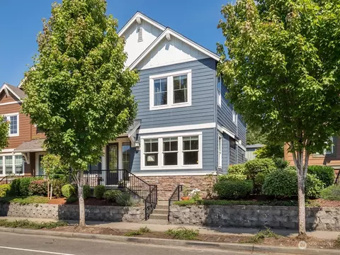 1598 14th Pl NE, Issaquah, WA 98029