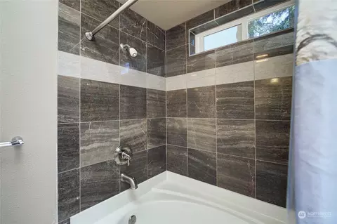 8107 201 St E, Spanaway, WA 98387 photo 15