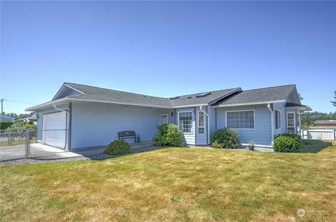 3320 Tiger Ln, Centralia, WA 98531
