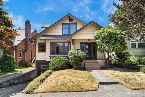 7907 5th Ave NE, Seattle, WA 98115
