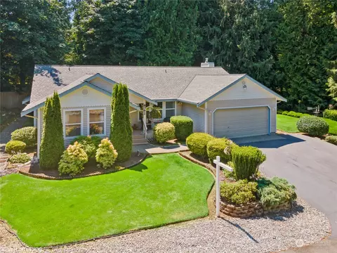 6392 E Party Place Ln, Port Orchard, WA 98366