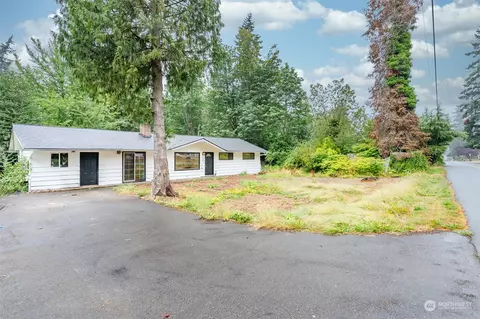630 Hubbard Rd, Lynnwood, WA 98036