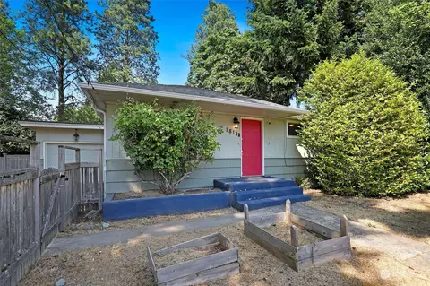 1814 SW 160th St, Burien, WA 98166