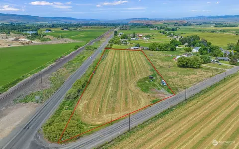 2111 Faust Rd, Ellensburg, WA 98926