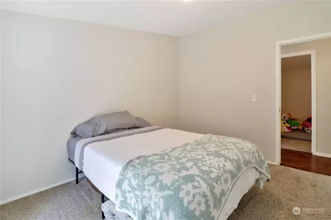 712 Tipsoo Loop S, Rainier, WA 98576 photo 16