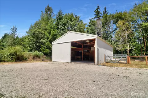 712 Tipsoo Loop S, Rainier, WA 98576 photo 26