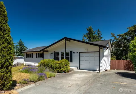 2552 Ridgeview Dr, Oak Harbor, WA 98277