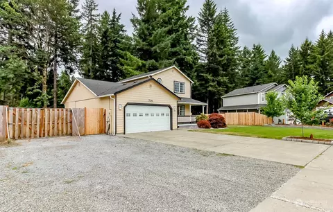 714 Golphnee Loop SE, Rainier, WA 98576 photo 2
