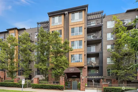 412 11th Ave #PH13, Seattle, WA 98122