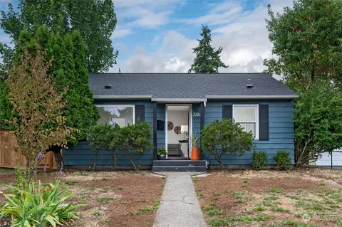 3126 SW 97th St, Seattle, WA 98126