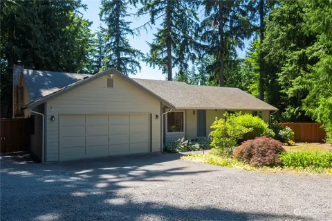 15215 216th Ave NE, Woodinville, WA 98077
