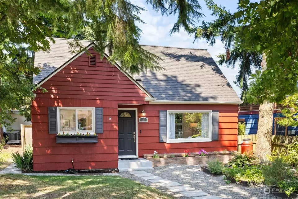  10223 42nd Ave SW, Seattle, WA 98146 photo 22