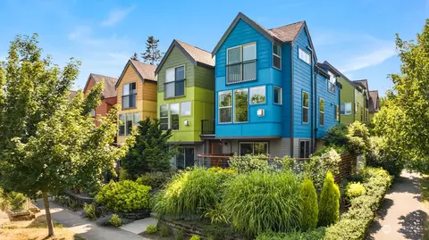 3467 Meridian Ave N, Seattle, WA 98103