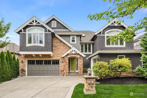 602 Saddleback Loop Way NW, Issaquah, WA 98027