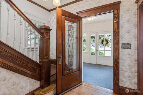 1320 Rucker Ave, Everett, WA 98201 photo 3