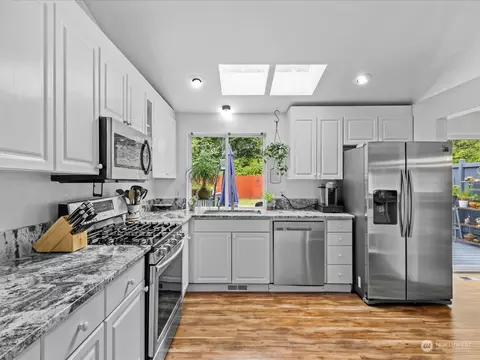 22432 18th Ave SE, Bothell, WA 98021 photo 3
