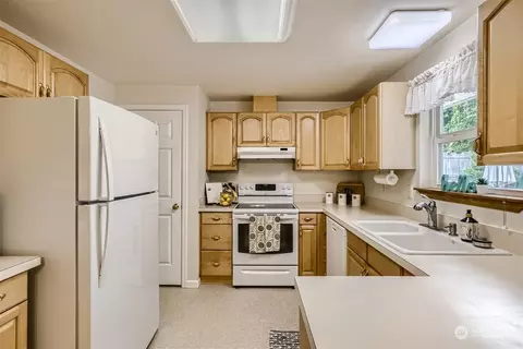 22020 6th Ave W, Bothell, WA 98021 photo 9