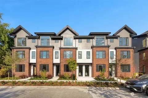 8340 D 13th Ave NW, Seattle, WA 98117