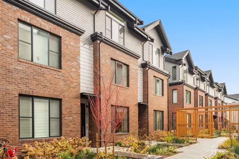 8344 B 13th Ave NW, Seattle, WA 98117