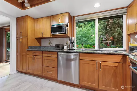 18925 25th Ave SE, Bothell, WA 98012 photo 6
