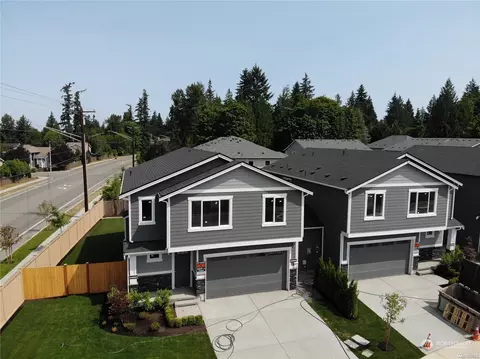 4211 142nd St SE #B, Snohomish, WA 98296