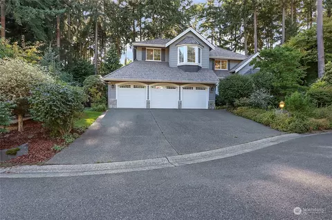 2816 21st Avenue Ct NW, Gig Harbor, WA 98335