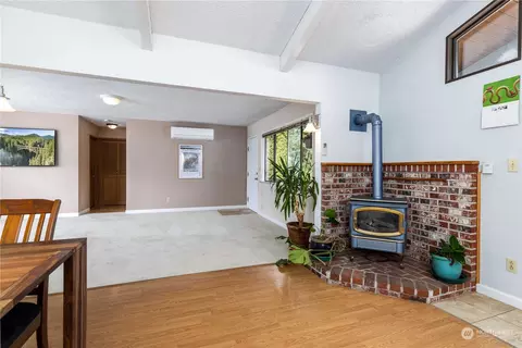 181 E Main St, Union, WA 98592 photo 11