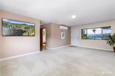 181 E Main St, Union, WA 98592 photo 13