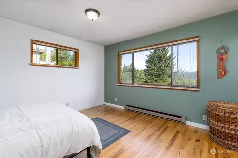 181 E Main St, Union, WA 98592 photo 15