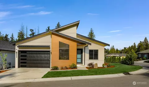 9055 Sea Mist Ln, Blaine, WA 98230