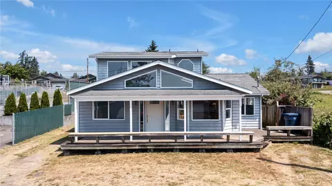 7009 Totem Beach Loop Rd, Tulalip, WA 98271