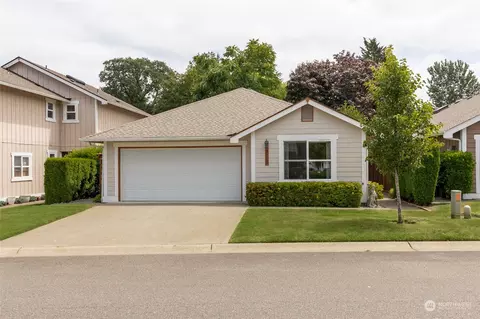 3712 Pine Creek Ln SE, Lacey, WA 98503