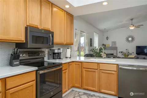 21422 42nd Ave E, Spanaway, WA 98387 photo 12
