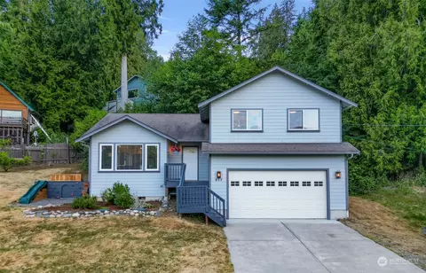 651 Rainbow Dr, Sedro Woolley, WA 98284