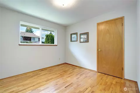 10617 NE 195th St, Bothell, WA 98011 photo 21
