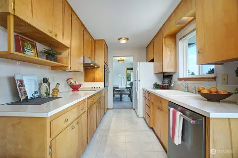 10617 NE 195th St, Bothell, WA 98011 photo 11