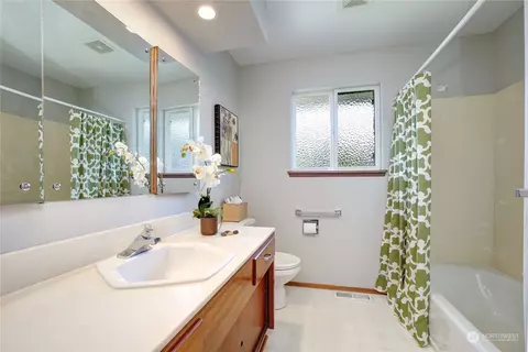 10617 NE 195th St, Bothell, WA 98011 photo 20