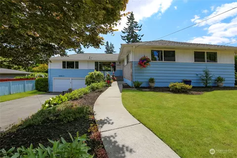 10617 NE 195th St, Bothell, WA 98011 photo 2