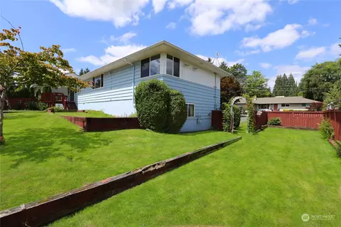 10617 NE 195th St, Bothell, WA 98011 photo 32