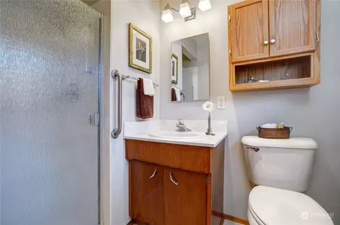 10617 NE 195th St, Bothell, WA 98011 photo 14
