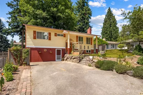 13509 120th Ave NE, Kirkland, WA 98034