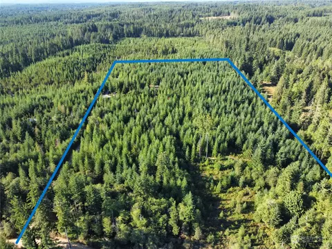 1406 W Camp Sundown Rd, Bremerton, WA 98312