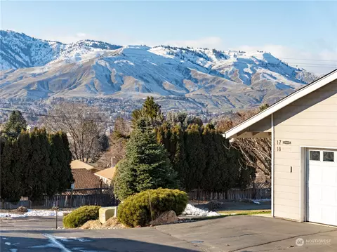 1352 Eastmont Ave #18, East Wenatchee, WA 98802