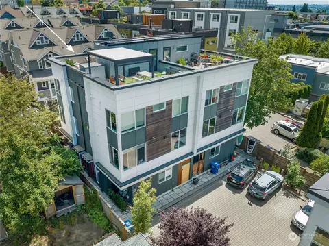 114 16th Ave #C, Seattle, WA 98122